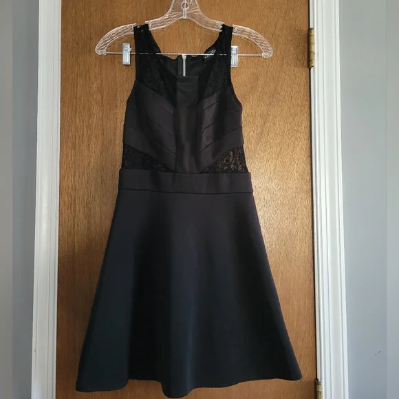 Love Reign Dresses | Black Skater Dress With Mini Lace Details In Size 3 | Color: Black | Size: S | Scarletxo26's Closet